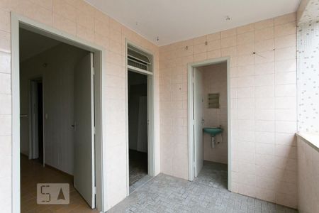 Apartamento à venda com 106m², 2 quartos e 1 vagaÁrea de Serviço