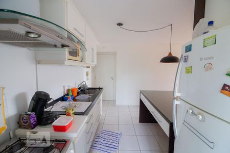 Apartamento à venda com 95m², 3 quartos e 2 vagas Apartamento à venda com 95m², 3 quartos e 2 vagasCozinha / Lavanderia