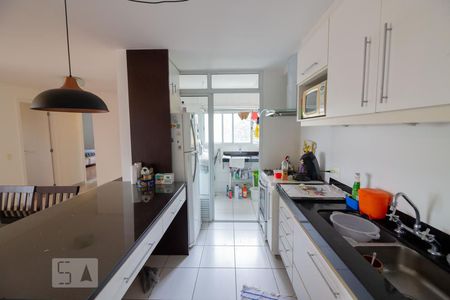 Apartamento à venda com 95m², 3 quartos e 2 vagas Apartamento à venda com 95m², 3 quartos e 2 vagasCozinha / Lavanderia
