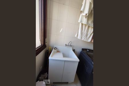 Apartamento à venda com 190m², 3 quartos e 2 vagas Apartamento à venda com 190m², 3 quartos e 2 vagasÁrea de Serviço