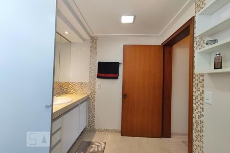 Apartamento à venda com 190m², 3 quartos e 2 vagas Apartamento à venda com 190m², 3 quartos e 2 vagasBanheiro 2