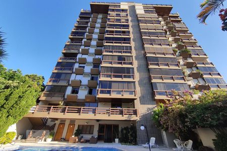 Apartamento à venda com 190m², 3 quartos e 2 vagas Apartamento à venda com 190m², 3 quartos e 2 vagasFachada do Condomínio vista da Piscina