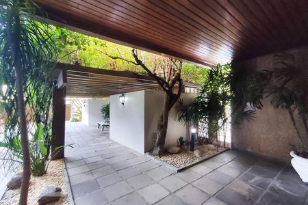 Apartamento à venda com 190m², 3 quartos e 2 vagas Apartamento à venda com 190m², 3 quartos e 2 vagasÁrea comum