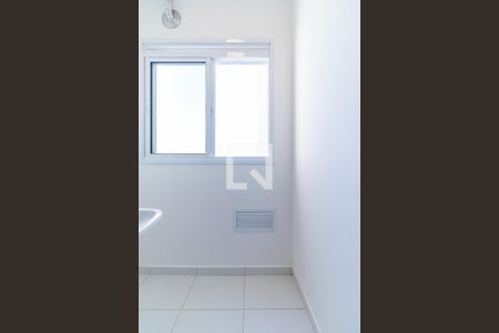 Apartamento à venda com 54m², 3 quartos e 1 vaga Apartamento à venda com 54m², 3 quartos e 1 vagaLavanderia