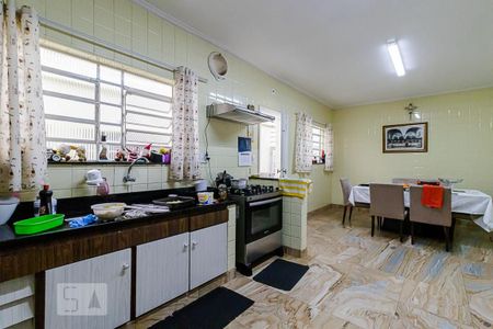 Casa à venda com 260m², 3 quartos e 2 vagasCozinha