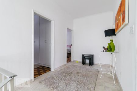 Casa à venda com 260m², 3 quartos e 2 vagasCorredor