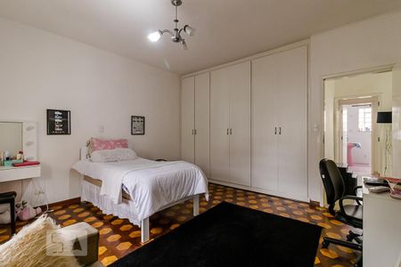 Casa à venda com 260m², 3 quartos e 2 vagasQuarto 1