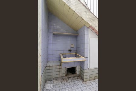 Casa à venda com 260m², 3 quartos e 2 vagasQuintal