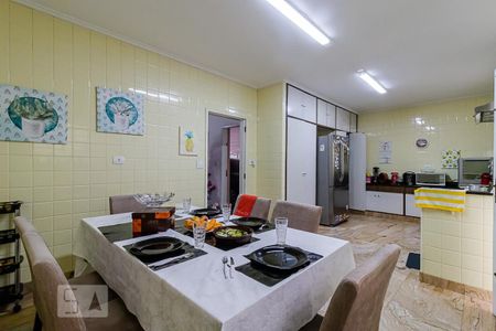 Casa à venda com 260m², 3 quartos e 2 vagasCozinha