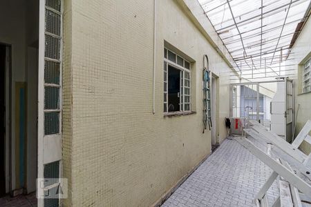 Casa à venda com 260m², 3 quartos e 2 vagasQuintal