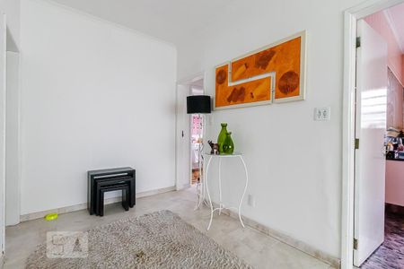 Casa à venda com 260m², 3 quartos e 2 vagasCorredor