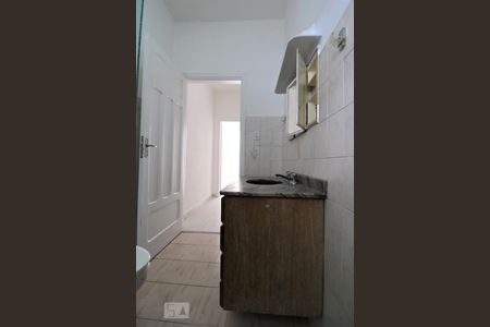 Casa à venda com 120m², 2 quartos e sem vagaBanheiro 