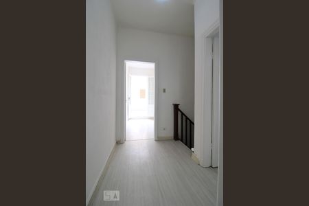 Casa à venda com 120m², 2 quartos e sem vagaHall