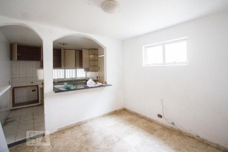 Casa à venda com 144m², 4 quartos e 2 vagasCopa