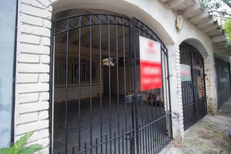 Casa à venda com 144m², 4 quartos e 2 vagasFachada