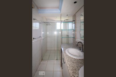 Apartamento à venda com 166m², 3 quartos e 2 vagas Apartamento à venda com 166m², 3 quartos e 2 vagasBanheiro da Suíte 1