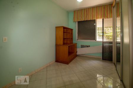 Apartamento à venda com 166m², 3 quartos e 2 vagas Apartamento à venda com 166m², 3 quartos e 2 vagasQuarto 2
