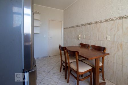 Apartamento à venda com 166m², 3 quartos e 2 vagas Apartamento à venda com 166m², 3 quartos e 2 vagasCozinha