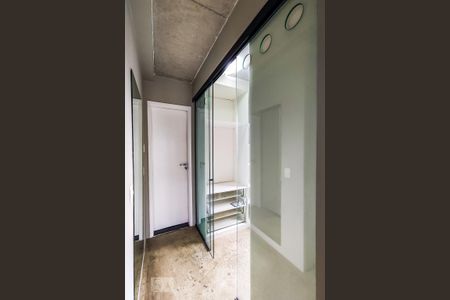 Apartamento para alugar com 140m², 1 quarto e 2 vagas Apartamento para alugar com 140m², 1 quarto e 2 vagasCloset