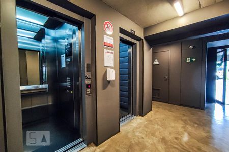 Apartamento para alugar com 140m², 1 quarto e 2 vagas Apartamento para alugar com 140m², 1 quarto e 2 vagasÁrea Comum - Hall Elevadores