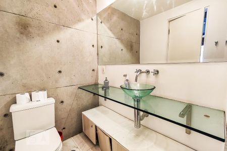 Apartamento para alugar com 140m², 1 quarto e 2 vagas Apartamento para alugar com 140m², 1 quarto e 2 vagasBanheiro Social