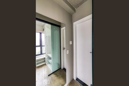 Apartamento para alugar com 140m², 1 quarto e 2 vagas Apartamento para alugar com 140m², 1 quarto e 2 vagasCloset