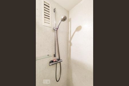 Apartamento para alugar com 140m², 1 quarto e 2 vagas Apartamento para alugar com 140m², 1 quarto e 2 vagasBanheiro Social