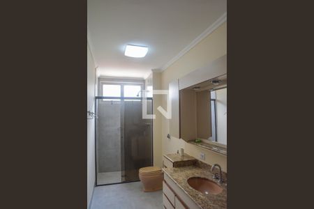 Apartamento à venda com 200m², 3 quartos e 2 vagasBanheiro