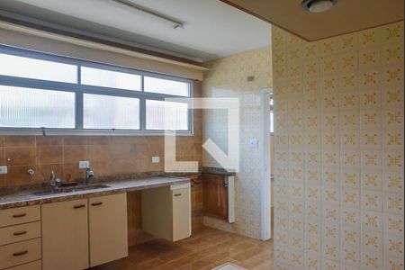 Apartamento à venda com 200m², 3 quartos e 2 vagasCozinha