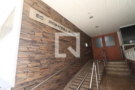 Apartamento para alugar com 65m², 1 quarto e 2 vagasEntrada