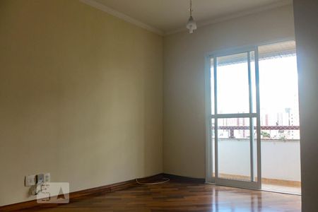 Sala de apartamento para alugar com 1 quarto, 56m² em Centro, Campinas