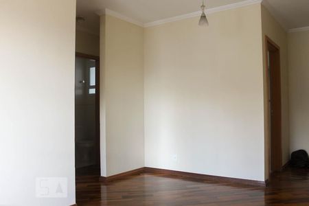 Sala de apartamento para alugar com 1 quarto, 56m² em Centro, Campinas