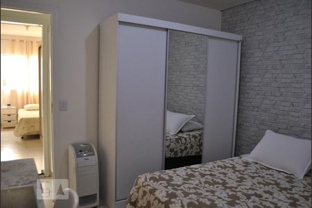 Quarto 2 de casa à venda com 2 quartos, 54m² em Água Funda, São Paulo