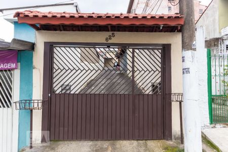 Casa à venda com 110m², 4 quartos e 1 vagaFachada