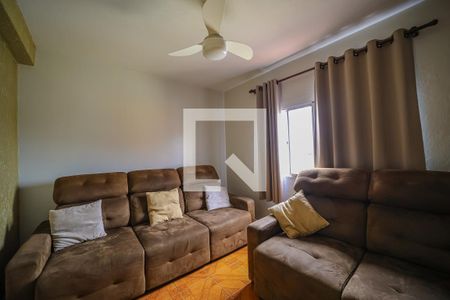 Sala de casa à venda com 4 quartos, 250m² em Parque Boturussu, São Paulo