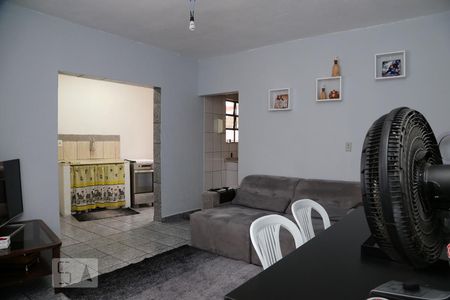Sala de casa à venda com 4 quartos, 310m² em Jardim Maria Rosa, Taboão da Serra