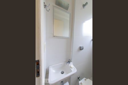 Apartamento à venda com 72m², 3 quartos e 1 vaga Apartamento à venda com 72m², 3 quartos e 1 vagaBanheiro de Serviço