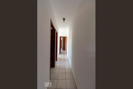 Corredor Quarto 1 de casa para alugar com 3 quartos, 150m² em Vila Tiradentes, São Paulo