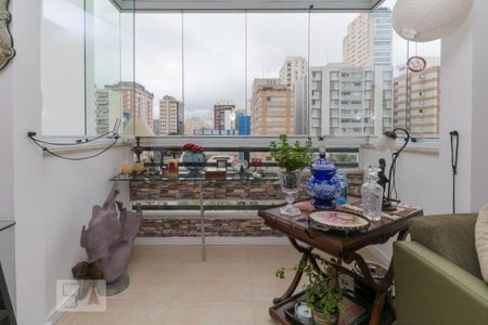 Apartamento para alugar com 70m², 1 quarto e 1 vagaVaranda
