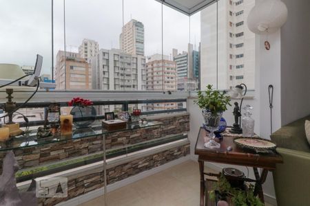 Apartamento para alugar com 70m², 1 quarto e 1 vagaVaranda