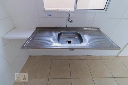 Casa de condomínio para alugar com 55m², 2 quartos e 2 vagasDetalhe cozinha