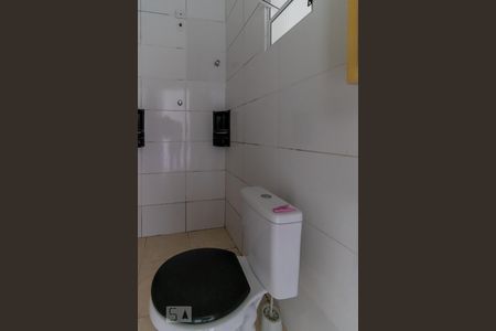 Casa de condomínio para alugar com 55m², 2 quartos e 2 vagasBanheiro