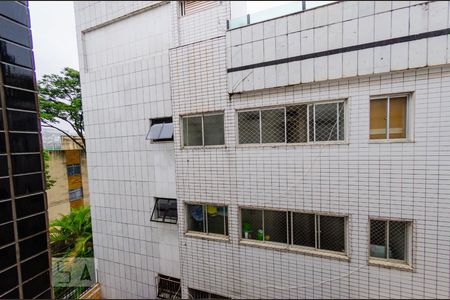 Sala - Vista de apartamento para alugar com 3 quartos, 130m² em Santa Lúcia, Belo Horizonte