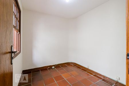 Casa à venda com 163m², 2 quartos e 2 vagasQuarto de Serviço