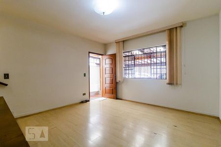 Sala de casa à venda com 2 quartos, 163m² em Vila Santo Estefano, São Paulo