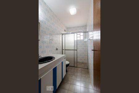 Casa à venda com 163m², 2 quartos e 2 vagasBanheiro