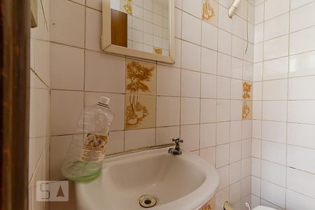 Casa à venda com 163m², 2 quartos e 2 vagasBanheiro de Serviço