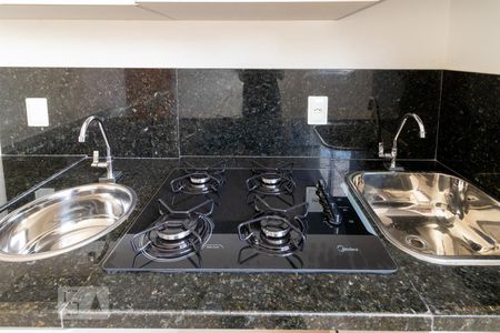 Detalhe cozinha de apartamento para alugar com 2 quartos, 38m² em Sagrada Família, Belo Horizonte