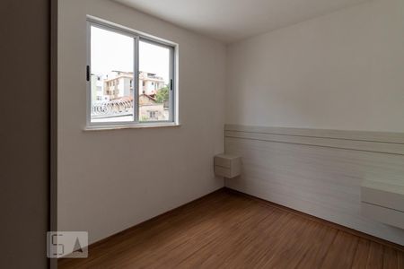 Quarto 1 de apartamento para alugar com 2 quartos, 38m² em Sagrada Família, Belo Horizonte