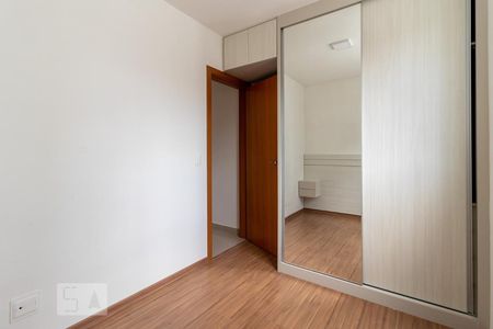 Quarto 1 de apartamento para alugar com 2 quartos, 38m² em Sagrada Família, Belo Horizonte